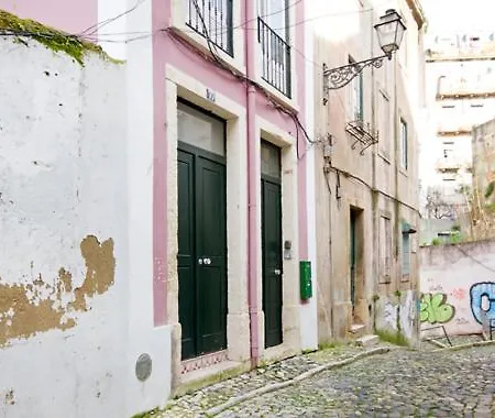 Апартаменти Mouraria Deluxe